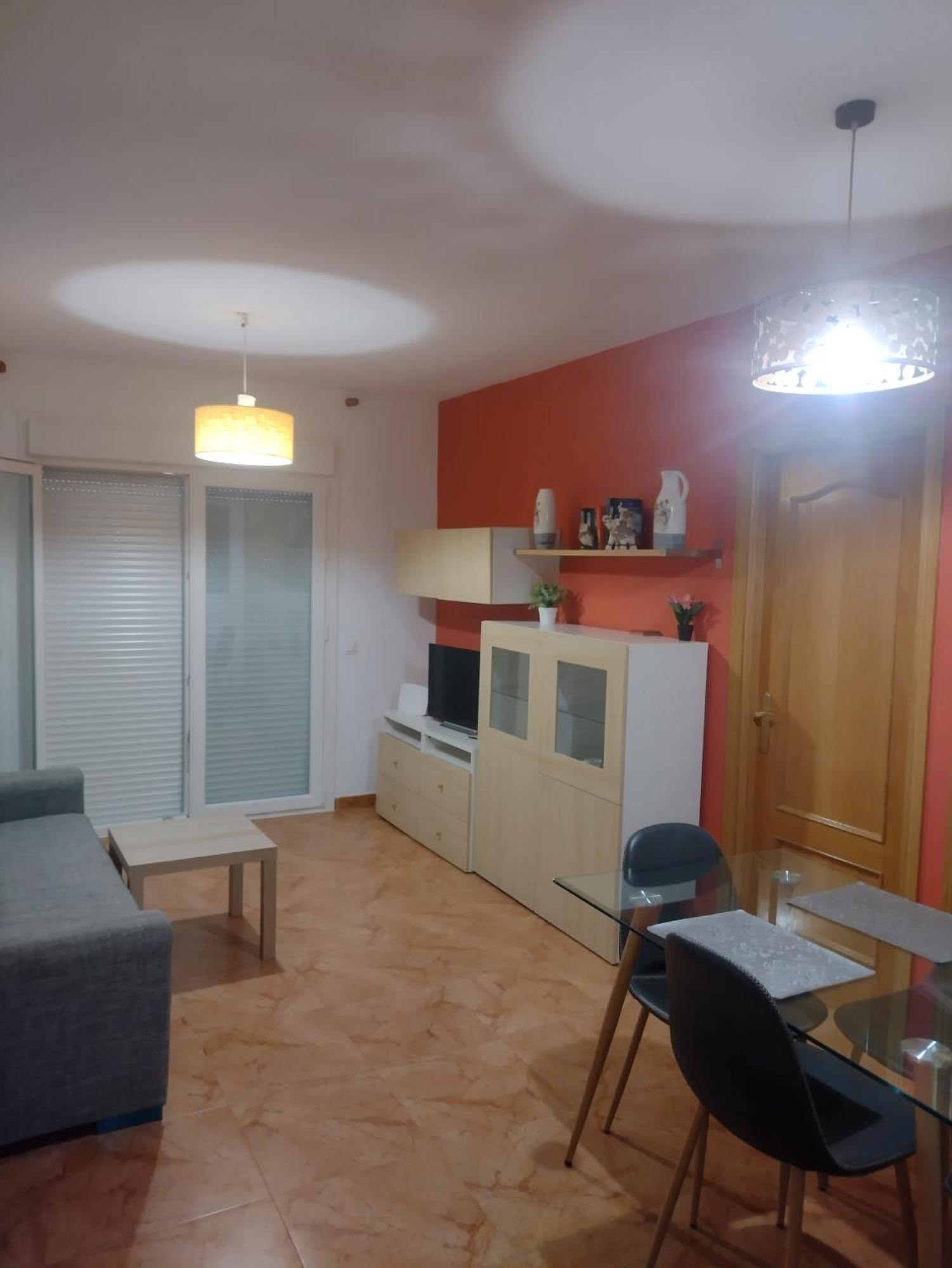 Relaxing Beach Apartment In Fuengirola Parking Exterior foto